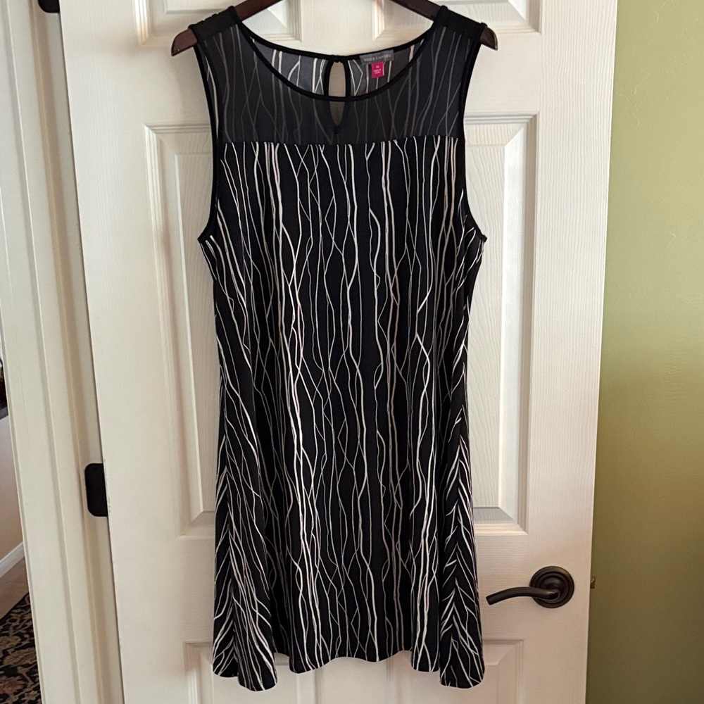Vince camuto black dress. XL
